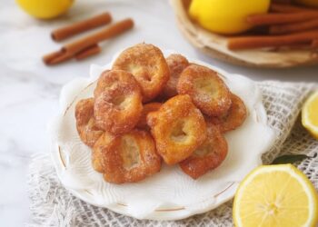 Malassadas (Azorean Fried Dough)
