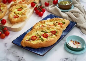 Peinirli (Greek Boat-Shaped Cheese Pies)