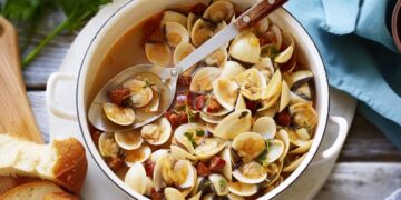 Spanish clams with chorizo