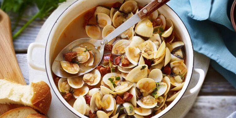 Spanish clams with chorizo