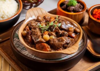 Portuguese pork picadinho