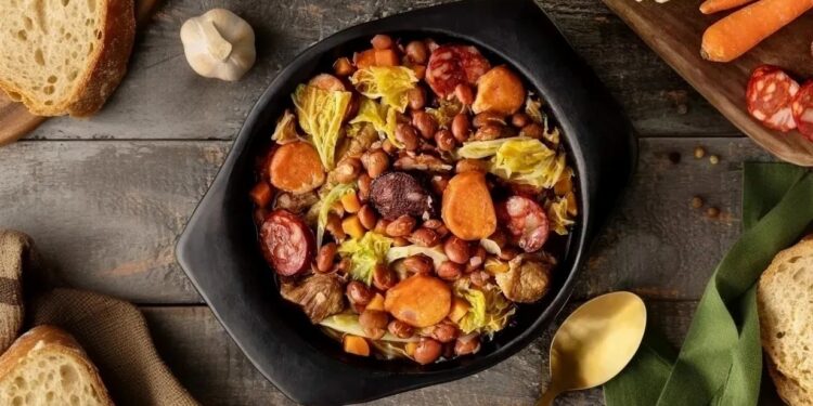 Portuguese feijoada transmontana