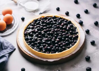 French blueberry pie