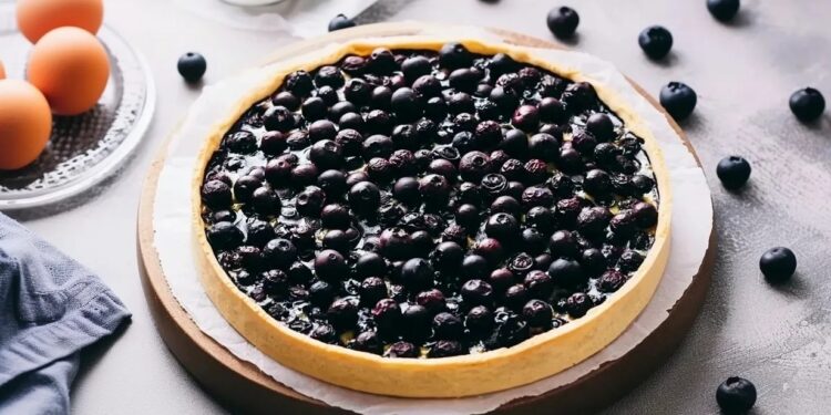 French blueberry pie