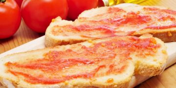 Spanish tomato toast