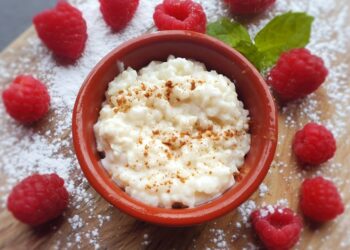 Rizogalo (Greek Rice Pudding)