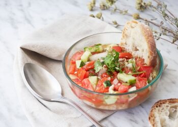 Gazpacho Alentejano (Alentejo Bread and Tomato Gazpacho)