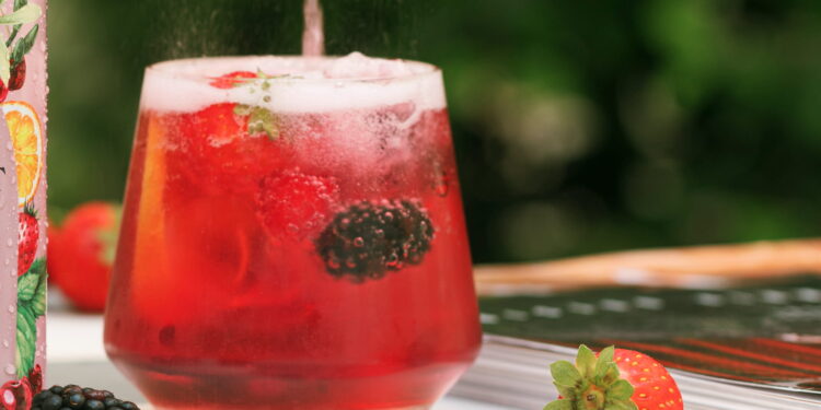 Porto Tónico (Port and Tonic Cocktail)