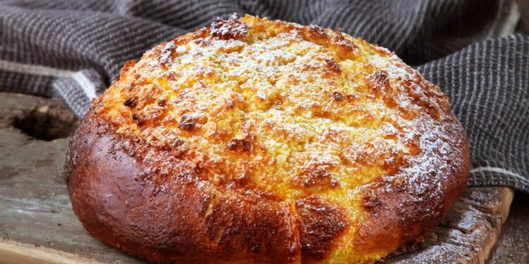 Pão de Deus (Portuguese Coconut-Topped Sweet Buns)