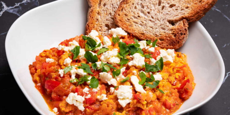 Menemen (Turkish Peppers, Tomato and Eggs)