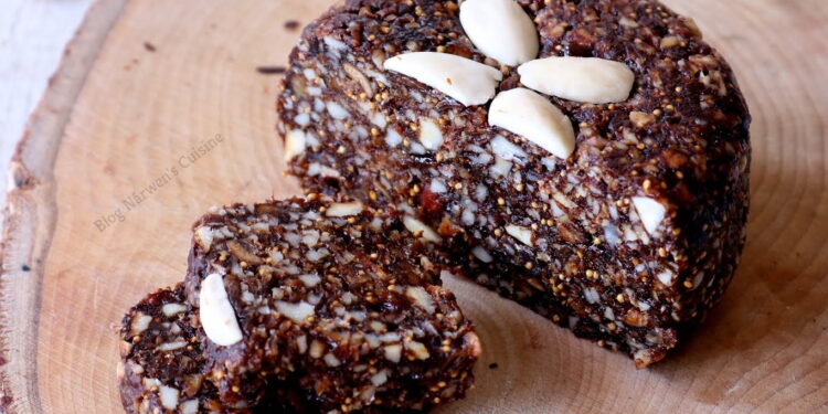 Morgado de Figos (Algarve Fig and Almond Roll)