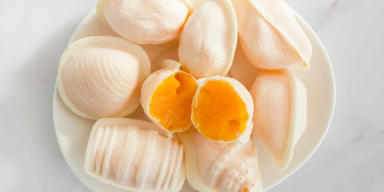 Ovos Moles de Aveiro (Aveiro Sweet Egg Yolk Cream)