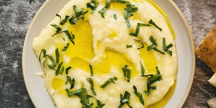 Skordalia (Greek Garlic and Potato Sauce)