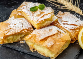 Bougatsa (Greek Custard-Filled Phyllo Pastry)