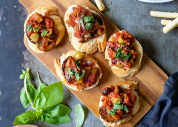 Caponata Siciliana (Sicilian Sweet-and-Sour Eggplant)