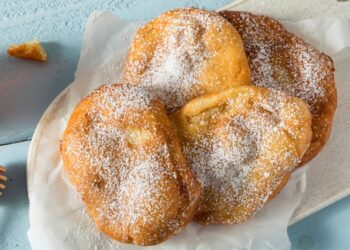 Filhós (Portuguese Christmas Fritters)