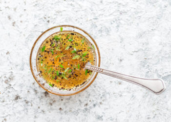 Molho de Escabeche Português (Portuguese Pickling Sauce for Fried Fish)