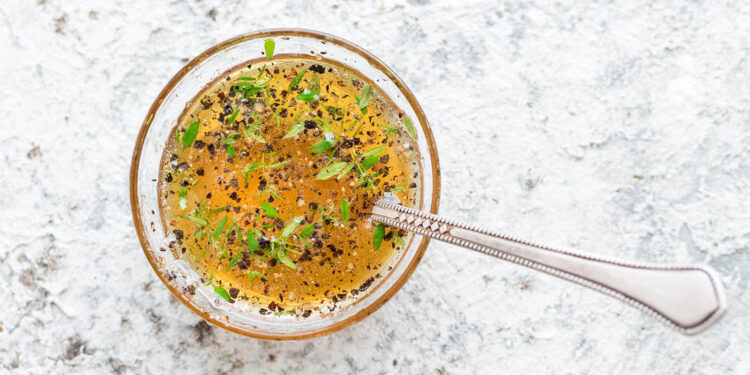 Molho de Escabeche Português (Portuguese Pickling Sauce for Fried Fish)