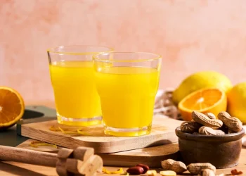 Poncha (Madeiran Honey and Rum Cocktail)