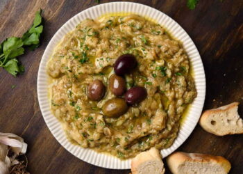 Melitzanosalata (Greek Roasted Eggplant Dip)