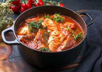Cacciucco alla Livornese (Tuscan Fish Stew)