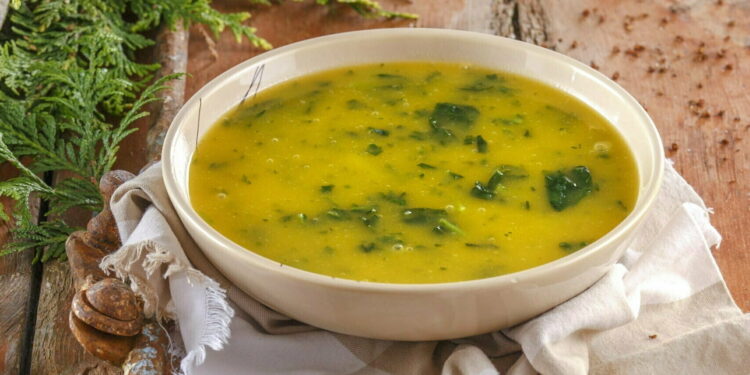 Sopa de Nabiças (Portuguese Turnip Greens Soup)