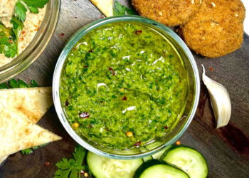 Zhoug (Yemeni Spicy Herb Sauce)