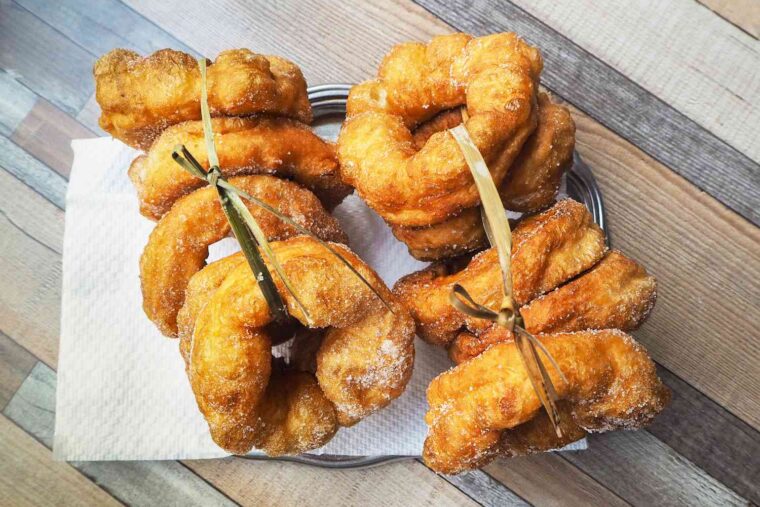 Sfinj (Moroccan Doughnuts)