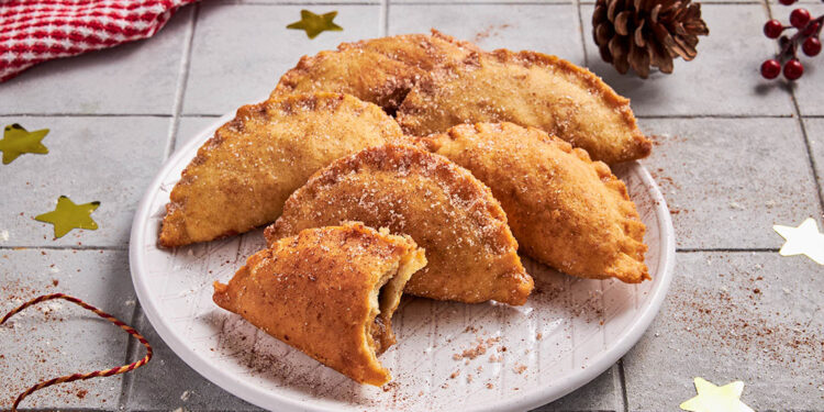 Azevias de Grão (Alentejo Christmas Chickpea Pastries)
