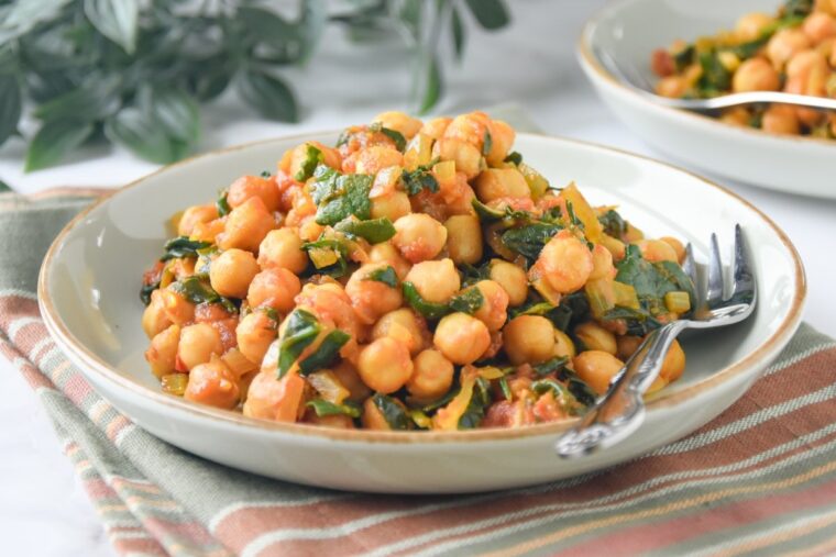 Espinacas con Garbanzos (Andalusian Spinach and Chickpea Tapa)