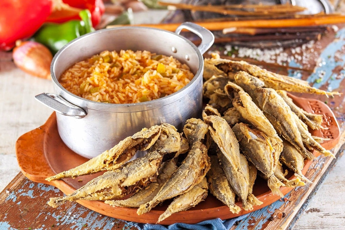 Jaquinzinhos Fritos (Portuguese Fried Baby Horse Mackerel)